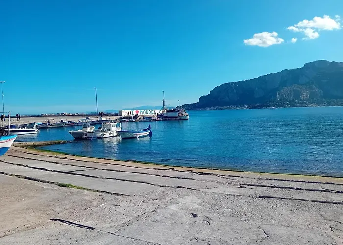 Villa Zeus Mondello E Spa