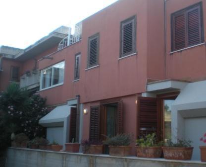 Zeus Mondello E Alloggio in famiglia Palermo